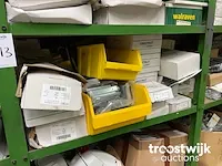 Grote partij installatie materiaal - afbeelding 21 van  63