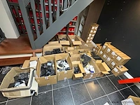 Grote partij kabelgootmateriaal - afbeelding 1 van  12