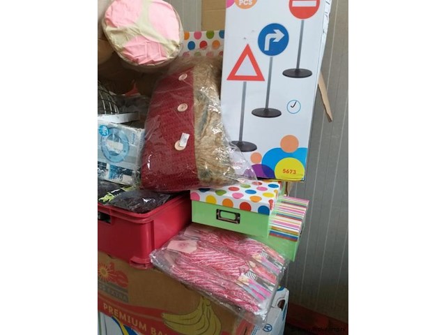 Grote partij markthandel - 2 pallets vol - nieuw en gebruikt. - afbeelding 4 van  6