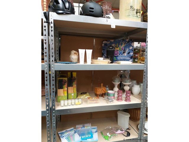 Grote partij markthandel - nieuw en gebruikt. - afbeelding 6 van  19