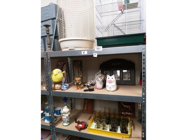 Grote partij markthandel - nieuw en gebruikt. - afbeelding 1 van  19