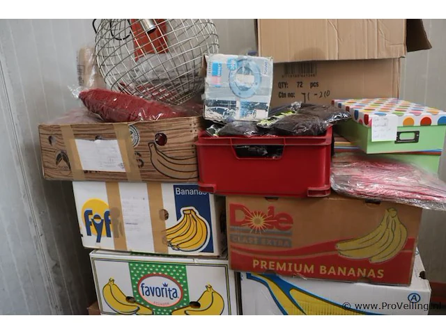 Grote partij markthandel, pallet vol - afbeelding 5 van  5