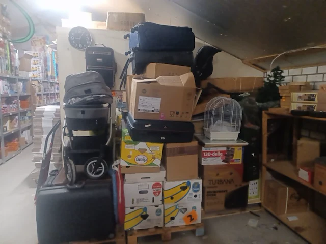 Grote partij nieuw en tweede hands sla uw slag aantal 3 pallets. - afbeelding 10 van  11
