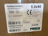 Grote partij schroeven (32400 stuks) halve pallet - afbeelding 10 van  10