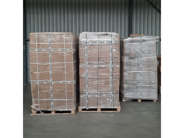 Grote partij wikkelfolie (21x pallet) - afbeelding 2 van  5
