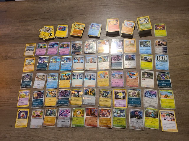 Grote pokémon kaarten collectie - afbeelding 1 van  13