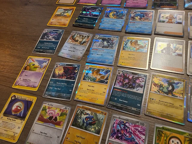 Grote pokémon kaarten collectie - afbeelding 13 van  13