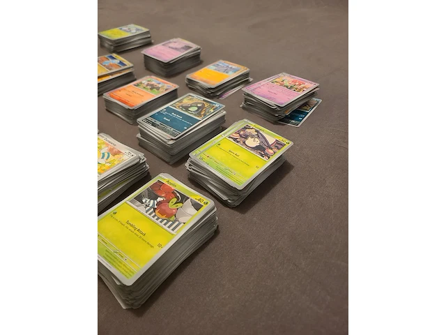 Grote pokémon kaarten verzameling circa 1.600 stuks - afbeelding 8 van  18