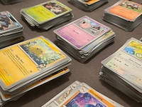 Grote pokémon kaarten verzameling circa 1.600 stuks - afbeelding 9 van  18