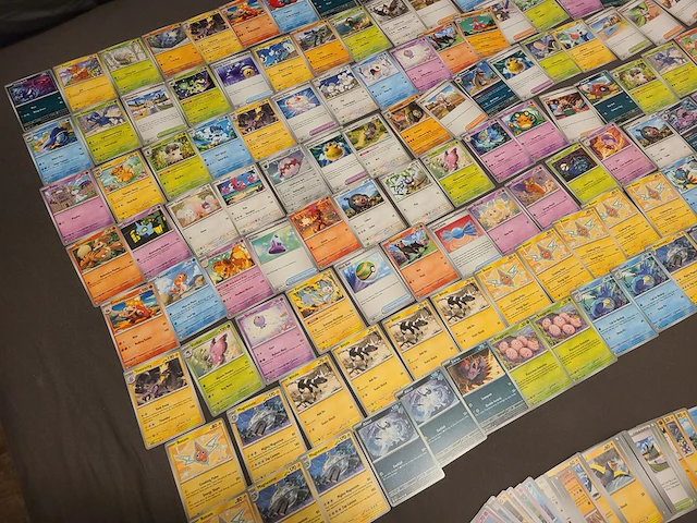 Grote pokémon kaarten verzameling - afbeelding 4 van  11