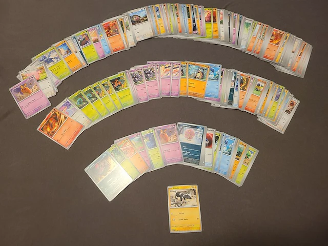 Grote pokémon kaarten verzameling - afbeelding 9 van  11