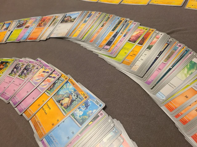 Grote pokémon kaarten verzameling - afbeelding 10 van  11
