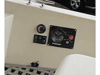 Grote sloep 'conquistador' diesel (exclusief drager) - afbeelding 19 van  37