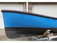 Grote sloep 'conquistador' diesel (exclusief drager) - afbeelding 35 van  37