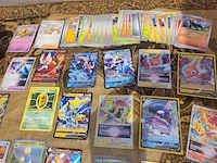 Grote verzameling met o.a. zeldzame pokémon kaarten - afbeelding 2 van  9