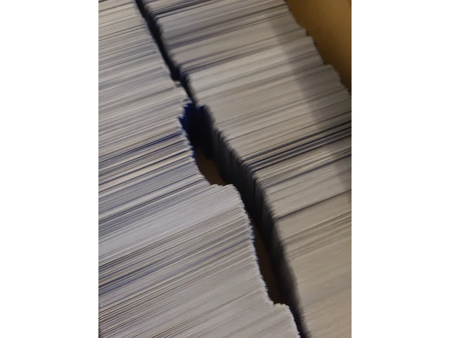 Grote verzameling pokémon kaarten circa 1.750 stuks (volle schoenendoos) - afbeelding 3 van  4