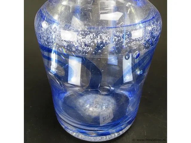 Grote zeer dikglazen fles - afbeelding 3 van  5