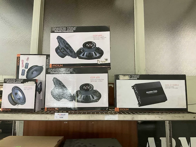 Ground zero speaker set with amplifier - afbeelding 1 van  6