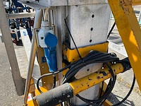 Grove verticale bouwlift/ masthoogwerker op accu - afbeelding 10 van  19