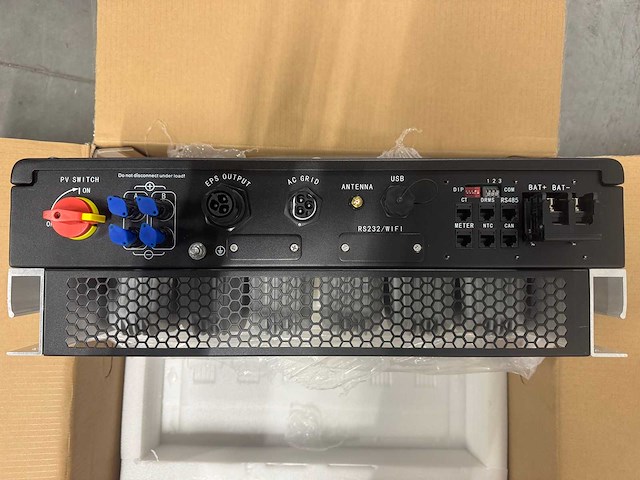 Growatt - sph4600 hybride - omvormer - afbeelding 4 van  5