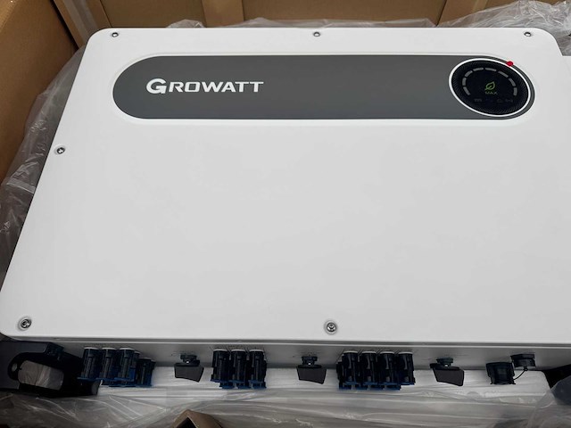 Growatt 100 ktl 3-x lv (100 kw) omvormer t.b.v. zonnepanelen - afbeelding 3 van  8