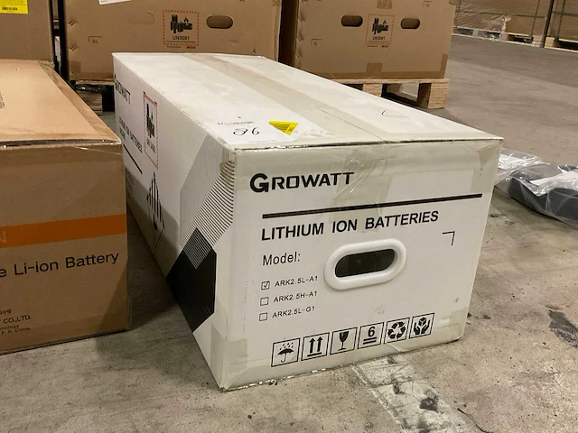 Growatt ark2.5l-a1 thuisbatterij module - afbeelding 2 van  3