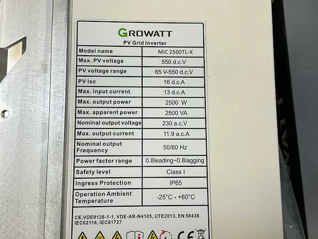 Growatt mic 2500tl-x omvormer - afbeelding 5 van  5