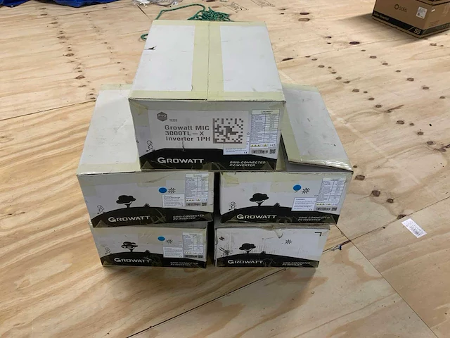 Growatt mic 3000tl-x omvormer (5x) - afbeelding 2 van  5