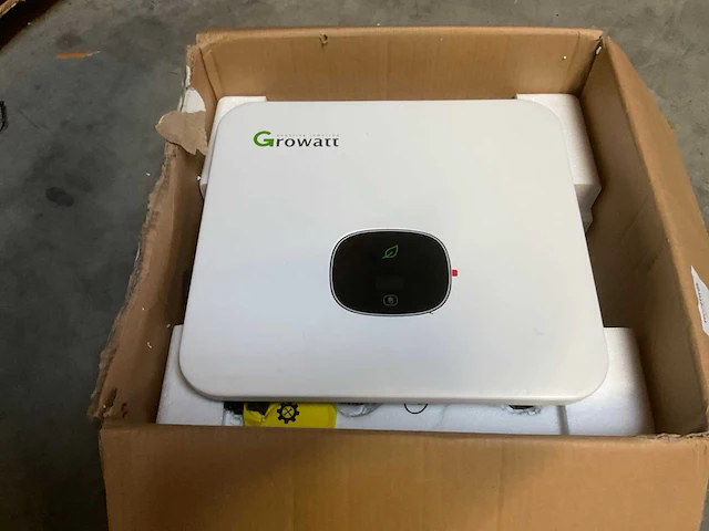 Growatt mod 11ktl3-x omvormer - afbeelding 1 van  6