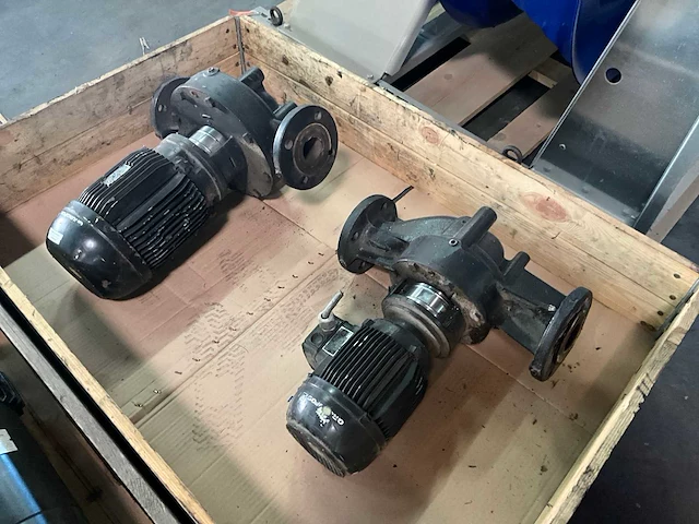Grundfos circulatiepomp (2x) - afbeelding 1 van  5