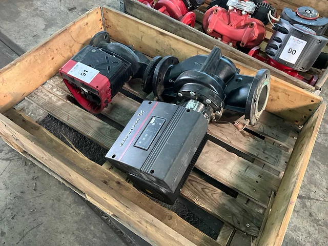 Grundfos circulatiepomp (2x) - afbeelding 1 van  6