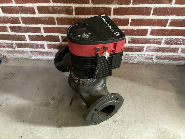 Grundfos circulatiepomp - afbeelding 1 van  5