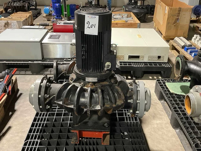 Grundfos clm 125-211-4,0 circulatiepomp - afbeelding 1 van  3