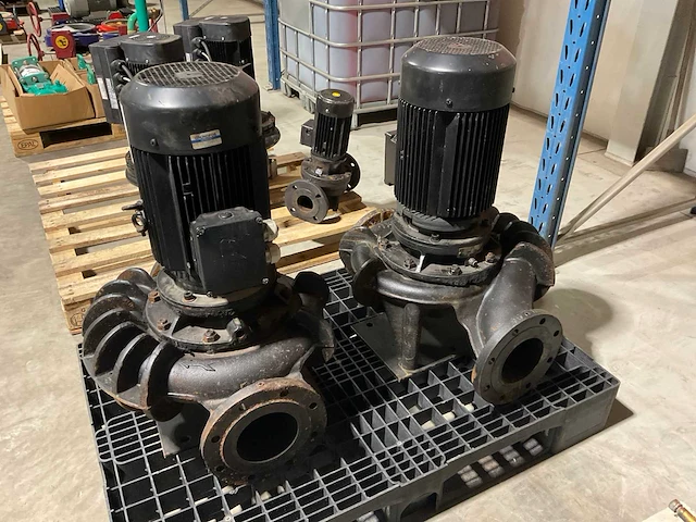 Grundfos clm 125-228-5.5 circulatiepomp (2x) - afbeelding 1 van  5