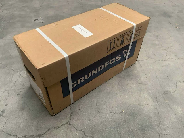 Grundfos cm5-4 blokpomp horizontaal - afbeelding 2 van  4