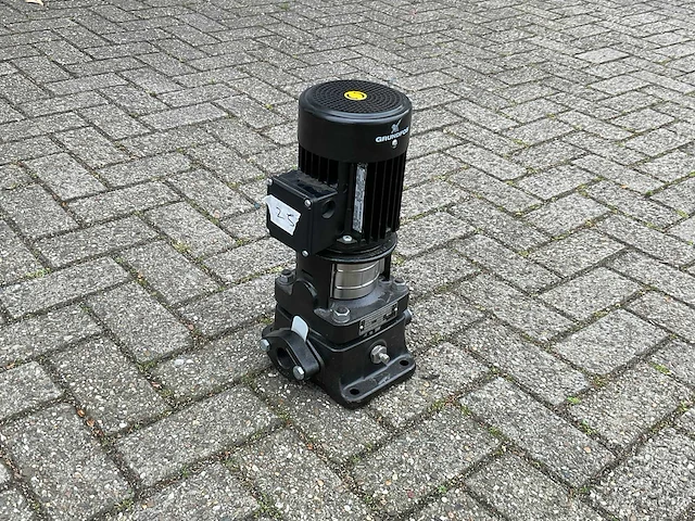 Grundfos cre 2-20 centrifugaal pomp - afbeelding 1 van  5