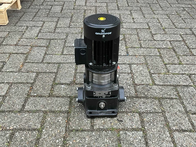 Grundfos cre 2-20 centrifugaal pomp - afbeelding 2 van  5