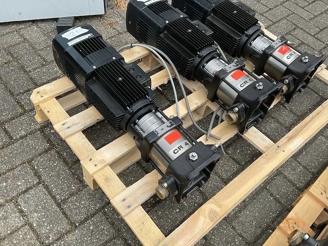 Grundfos cre 4-40 centrifugaal pomp (3x) - afbeelding 3 van  8