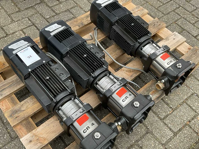 Grundfos cre 4-40 centrifugaal pomp (3x) - afbeelding 4 van  8