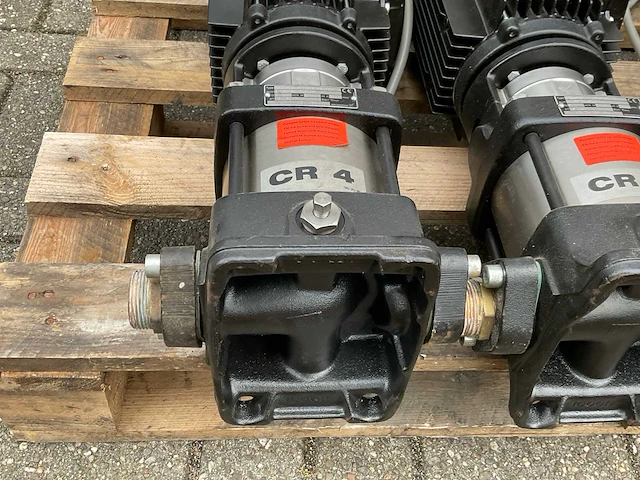 Grundfos cre 4-40 centrifugaal pomp (3x) - afbeelding 7 van  8