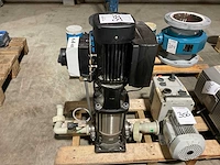 Grundfos crie3-10 a-ca-i-ehqqe circulatiepomp - afbeelding 1 van  3