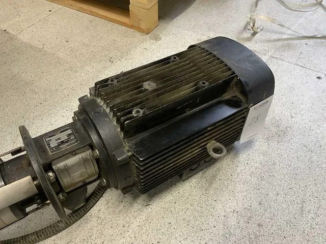 Grundfos crk2-180 a-w-a-auuv pompunit - afbeelding 3 van  4