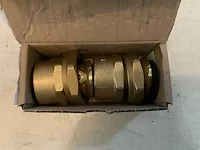 Grundfos koppelingafsluiter 1 1/4 f pompdiameter 1 1/2 (3x) - afbeelding 1 van  3