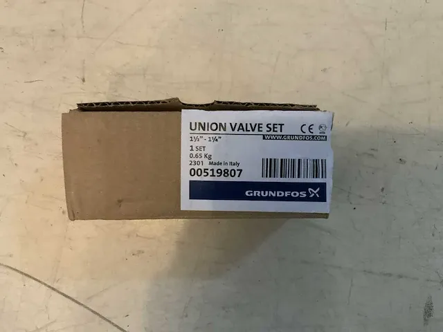 Grundfos koppelingafsluiter 1 1/4 f pompdiameter 1 1/2 (3x) - afbeelding 2 van  3