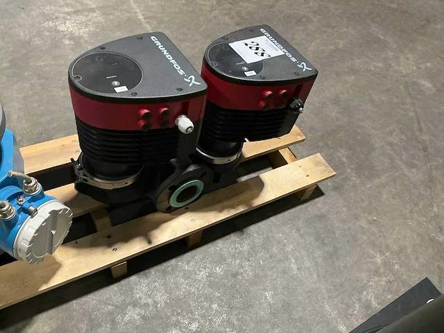 Grundfos magna 1d 50-60f240 circulatiepomp unit dn50 - afbeelding 5 van  7