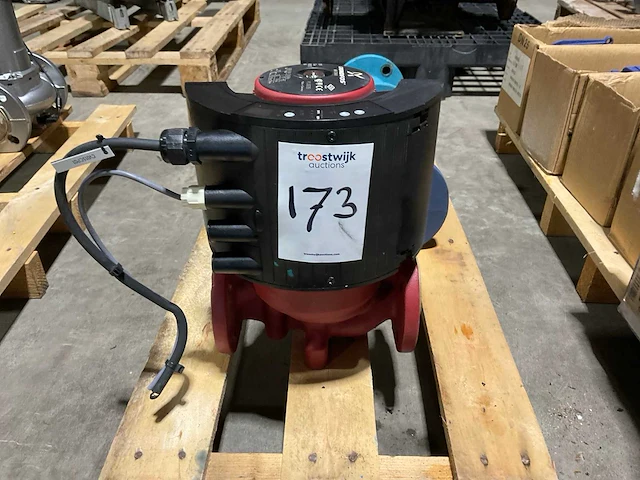Grundfos magna 32-120f circulatiepomp - afbeelding 1 van  2