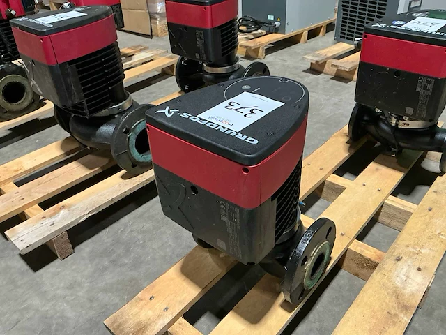 Grundfos magna1 50-40 f240 circulatiepompunit dn50 - afbeelding 3 van  8
