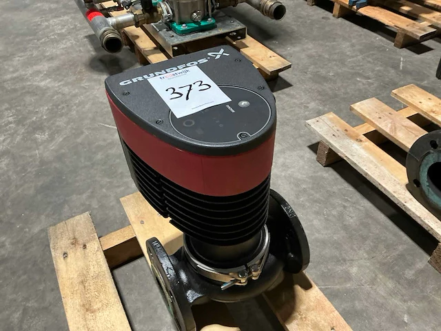 Grundfos magna1 50-40 f240 circulatiepompunit dn50 - afbeelding 6 van  8