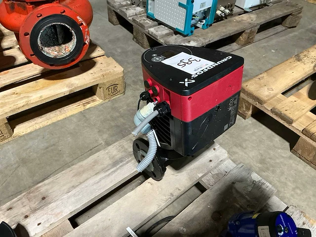 Grundfos magna3 32-120 f220 circulatiepomp - afbeelding 1 van  6