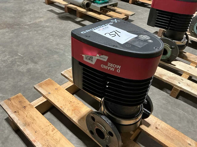 Grundfos magna3 40-60f220 circulatiepomp unit dn40 - afbeelding 5 van  6